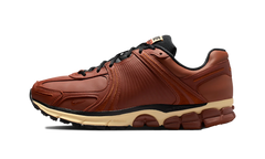 Zoom Vomero 5 "Swooshless" IO4555 200