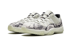 11 Retro Low "Snakeskin Light Bone" CD6846 002