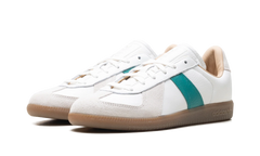 BW Army "Core White Power Green" HQ9265