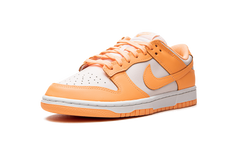 DUNK LO MNS WMNS"Peach Cream" DD1503 801