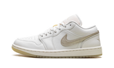 1 Low SE WMNS "Metallic Team Gold" HV5157 100