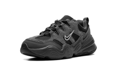 Tech Hera WMNS"Black" DR9761 003