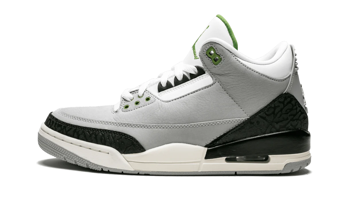 3 Retro "Chlorophyll" 136064 006