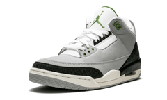 3 Retro "Chlorophyll" 136064 006