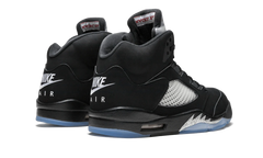 5 Retro OG "Black / Metallic" 845035 003