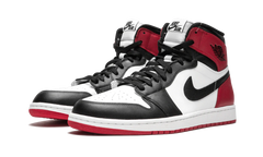 1 Retro High OG "Black Toe" 555088 184
