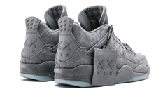 4 Retro "Kaws" 930155 003